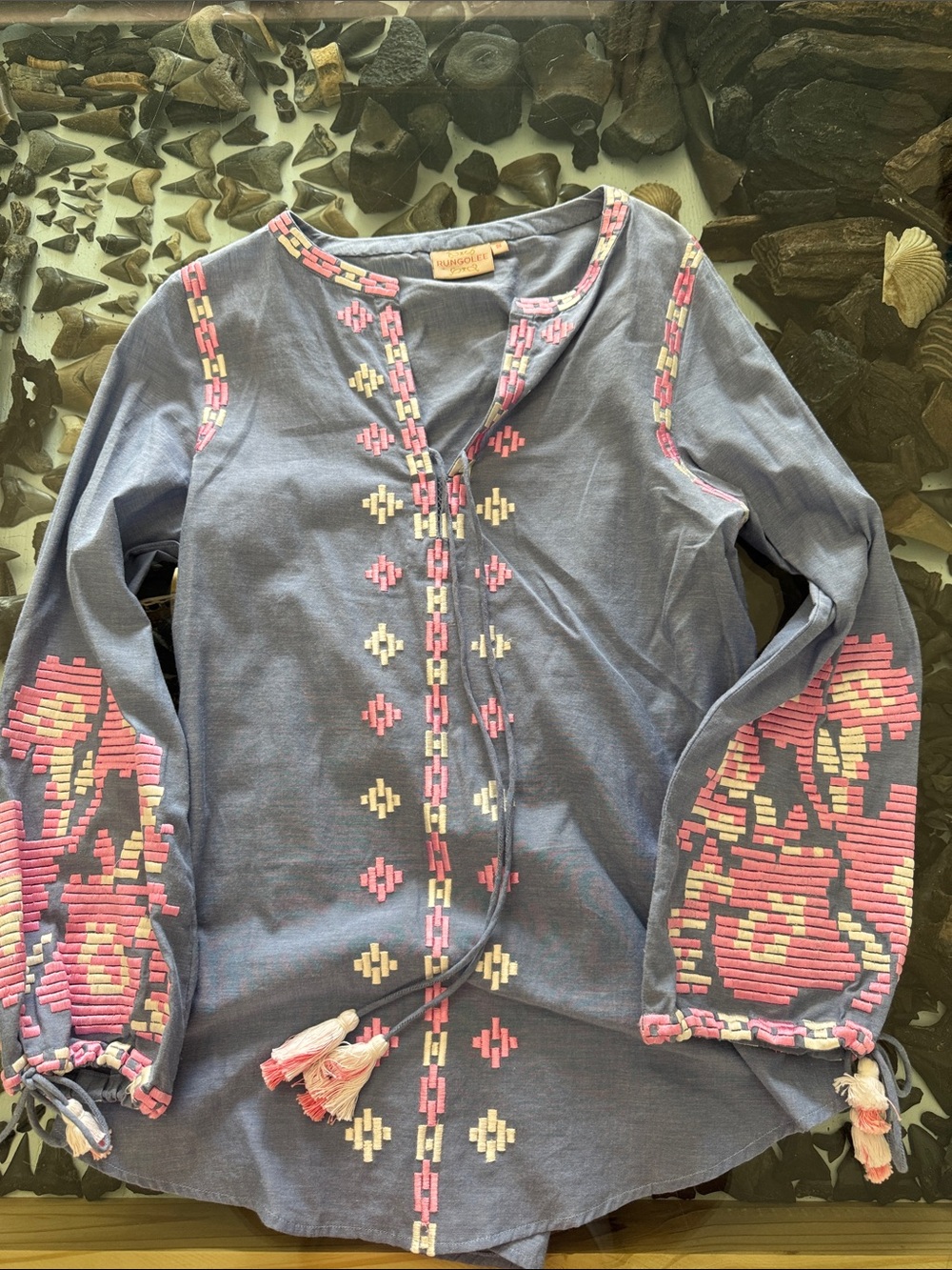 Vineyard Vines Blue Embroidered Cotton Tunic Blouse - Pink & Cream Accents
